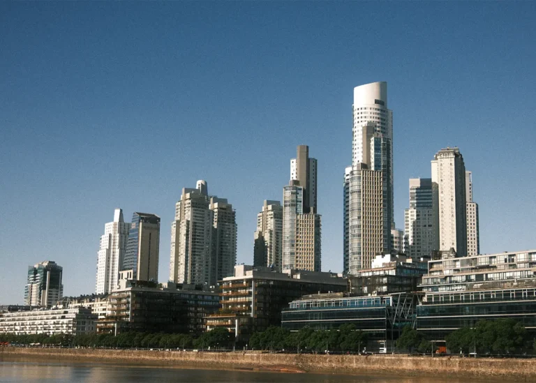 Building dans le quartier Puerto Madero