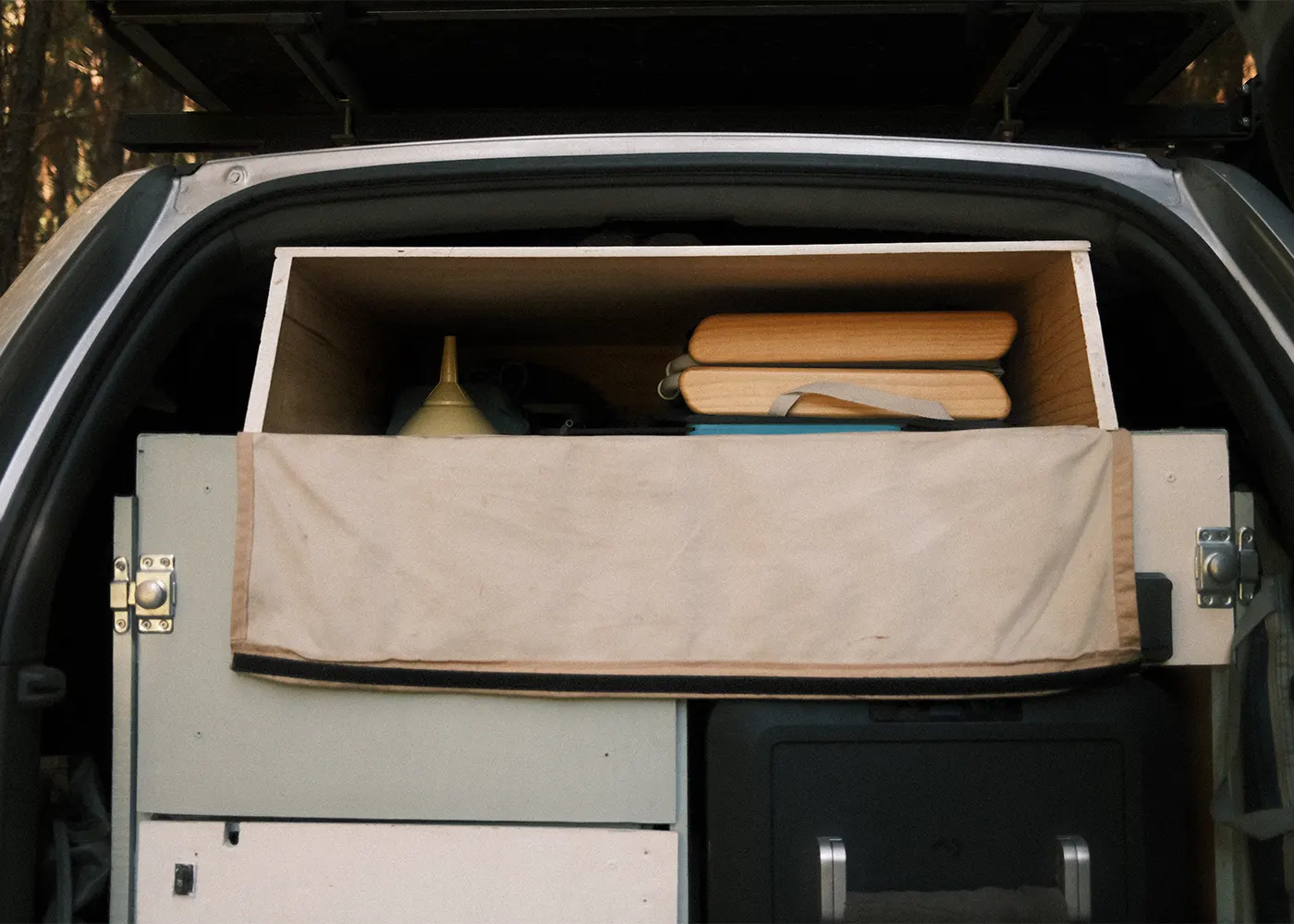 niche coté coffre ouvert